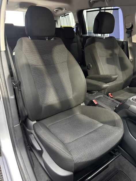 PEUGEOT 5008 1.6 HDI 110 PREMIUM PACK 2010