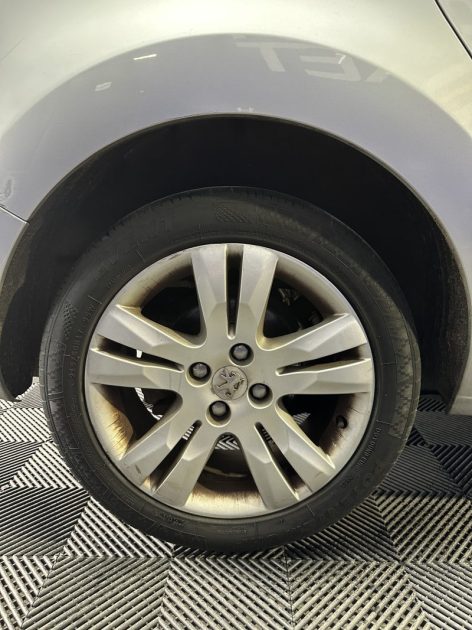 PEUGEOT 5008 1.6 HDI 110 PREMIUM PACK 2010