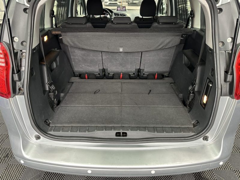 PEUGEOT 5008 1.6 HDI 110 PREMIUM PACK 2010
