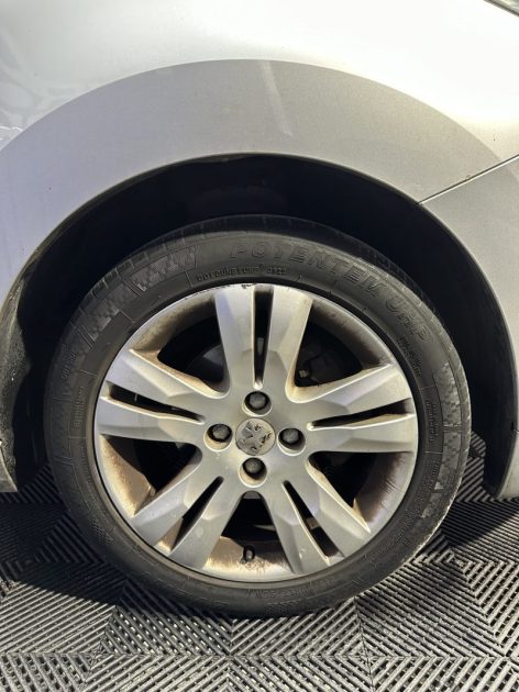 PEUGEOT 5008 1.6 HDI 110 PREMIUM PACK 2010