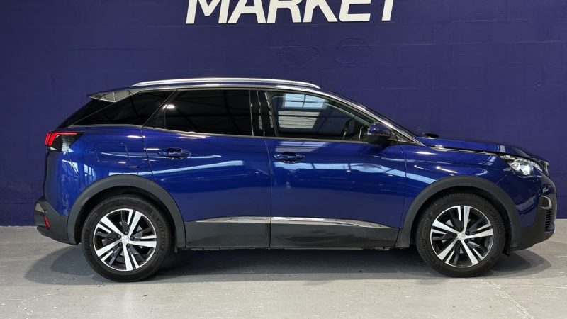 Peugeot 3008 1.5 BlueHDi 130CH Allure EAT8 - Sièges chauffants - Carplay - Coffre main libres
