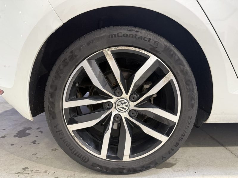 VOLKSWAGEN GOLF 2.0 TDI 150 CARAT / SUIVI COMPLET VW / KIT DISTRIBUTION OK 