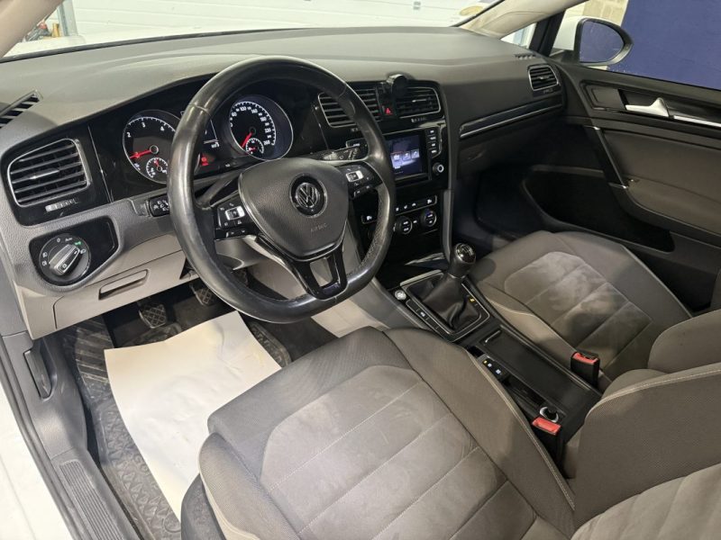 VOLKSWAGEN GOLF 2.0 TDI 150 CARAT / SUIVI COMPLET VW / KIT DISTRIBUTION OK 