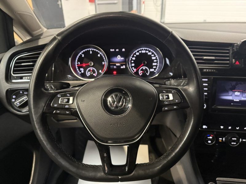 VOLKSWAGEN GOLF 2.0 TDI 150 CARAT / SUIVI COMPLET VW / KIT DISTRIBUTION OK 