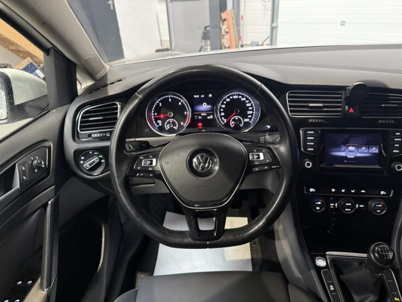 VOLKSWAGEN GOLF 2.0 TDI 150 CARAT / SUIVI COMPLET VW / KIT DISTRIBUTION OK 