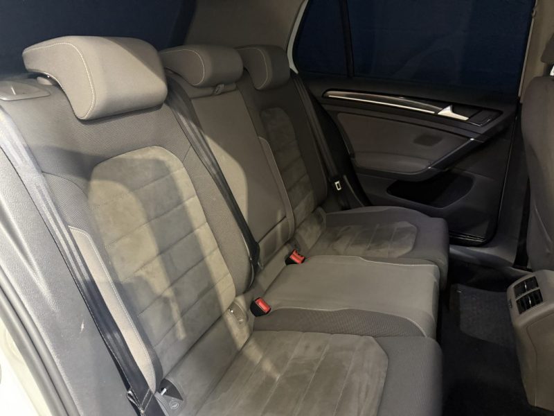 VOLKSWAGEN GOLF 2.0 TDI 150 CARAT / SUIVI COMPLET VW / KIT DISTRIBUTION OK 