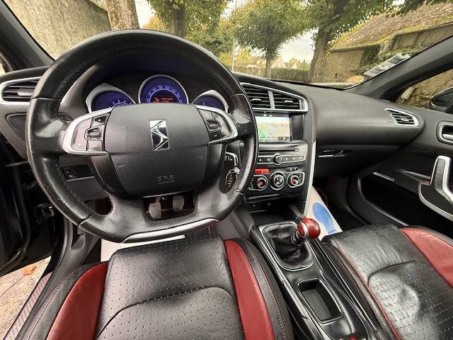 CITROEN DS4 1.6 BLUE HDI 120 SO CHIC / SIEGES CUIR MASSANT 2015