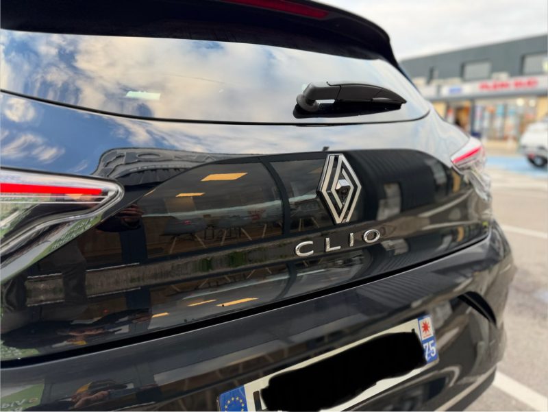 Renault Clio V NOUVELLE TCE 90 CH TECHNO 50,KM neuve