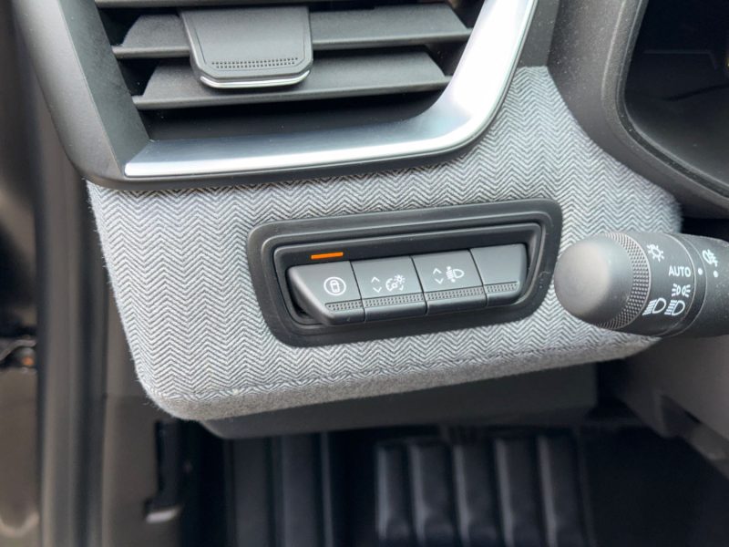 Renault Clio V NOUVELLE TCE 90 CH TECHNO 50,KM neuve