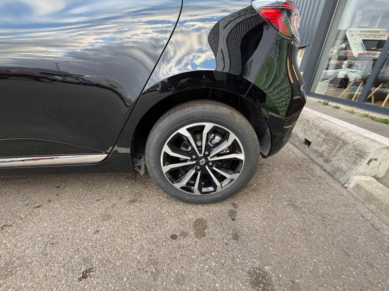 Renault Clio V NOUVELLE TCE 90 CH TECHNO 50,KM neuve