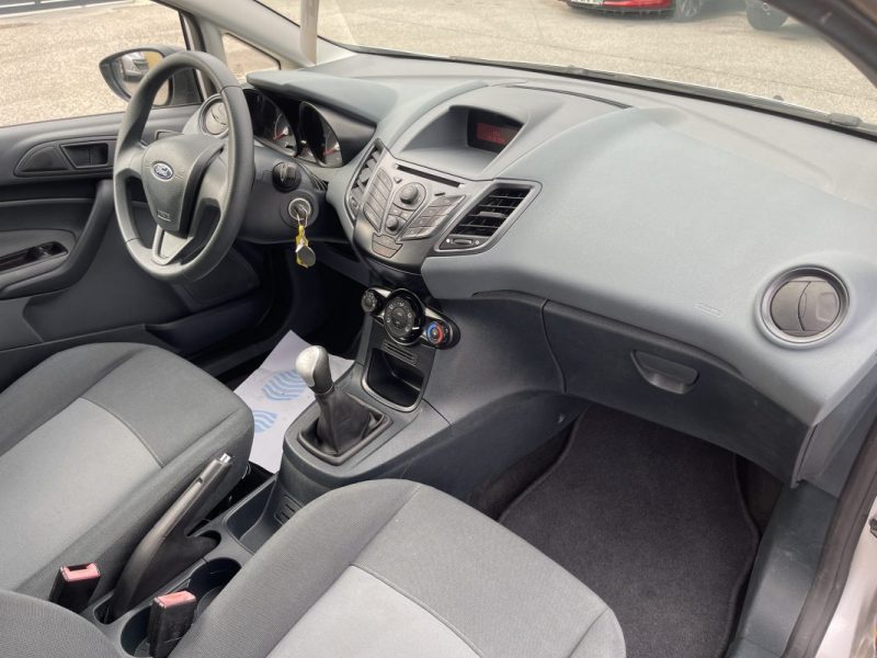 FORD FIESTA 1.4 TDCI 70CV 11000KMS CT OK GARANTIE 