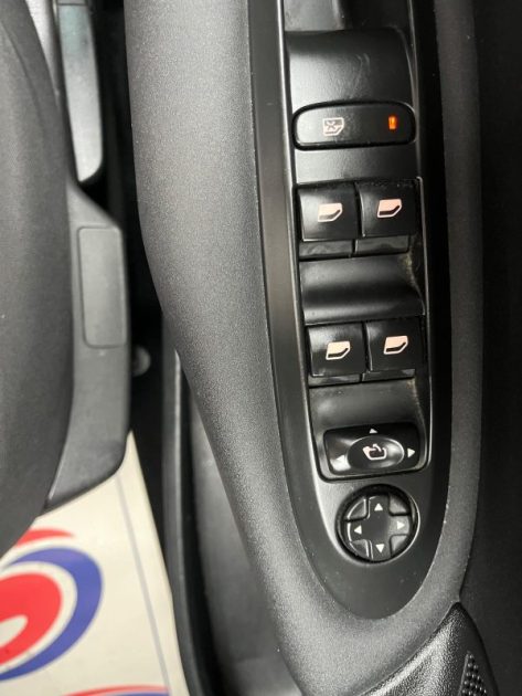 CITROEN C4  1.6 HDI 100CV S&S 86G MILLENIUM BUSINESS  2015