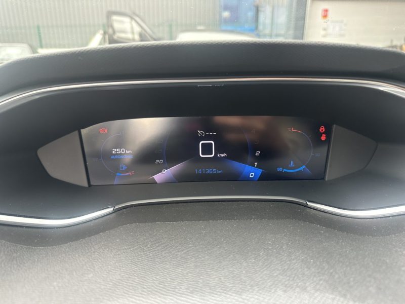 PEUGEOT 308 1.5 BLUEHDI 100CH VIRTUAL COCKPIT / APPLE CARPLAY 