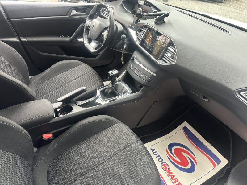 PEUGEOT 308 1.5 BLUEHDI 100CH VIRTUAL COCKPIT / APPLE CARPLAY 