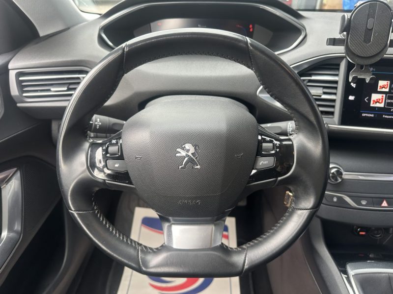 PEUGEOT 308 1.5 BLUEHDI 100CH VIRTUAL COCKPIT / APPLE CARPLAY 