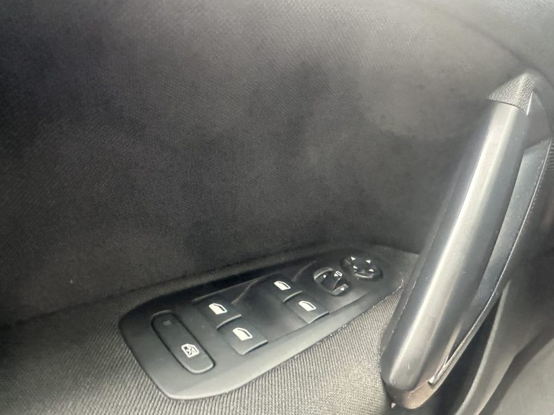 PEUGEOT 308 1.5 BLUEHDI 100CH VIRTUAL COCKPIT / APPLE CARPLAY 