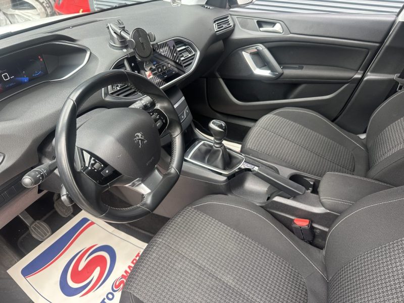 PEUGEOT 308 1.5 BLUEHDI 100CH VIRTUAL COCKPIT / APPLE CARPLAY 