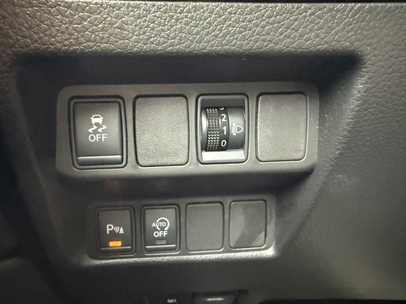 NISSAN QASHQAI 1.5 DCI 110cv VISIA 