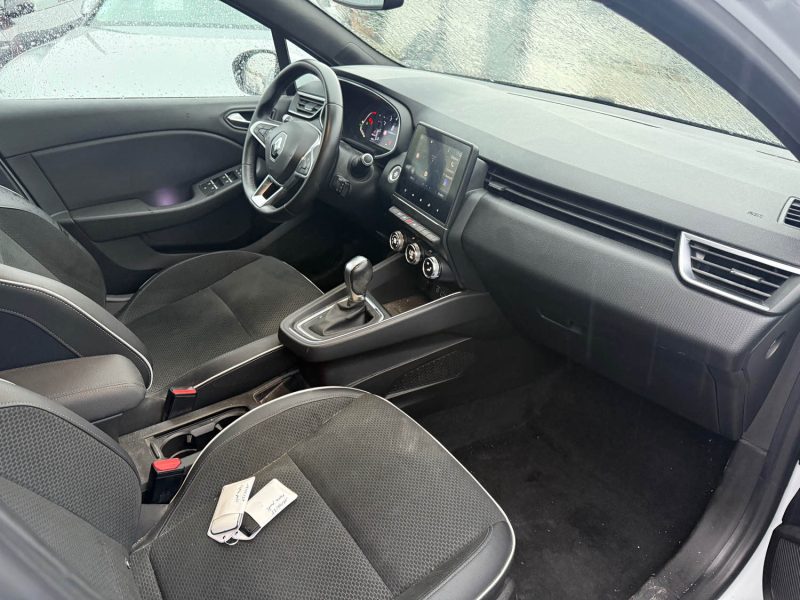 RENAULT CLIO  5 1.3 TCE 130CH EDC GARANTIE 12 MOIS