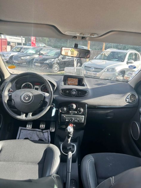 RENAULT CLIO 1.5 DCI 85CH EXPRESS CLIM ECO² 98G 5P 2011