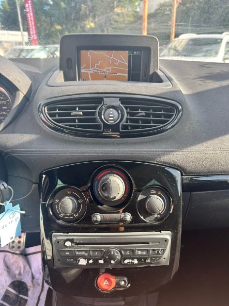 RENAULT CLIO 1.5 DCI 85CH EXPRESS CLIM ECO² 98G 5P 2011