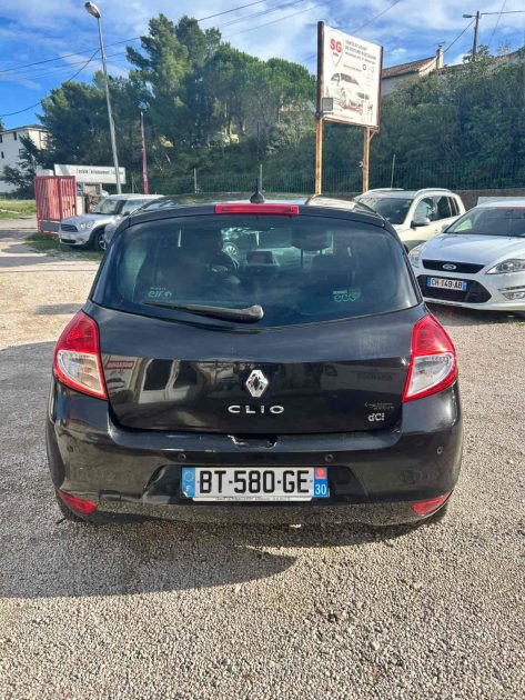 RENAULT CLIO 1.5 DCI 85CH EXPRESS CLIM ECO² 98G 5P 2011