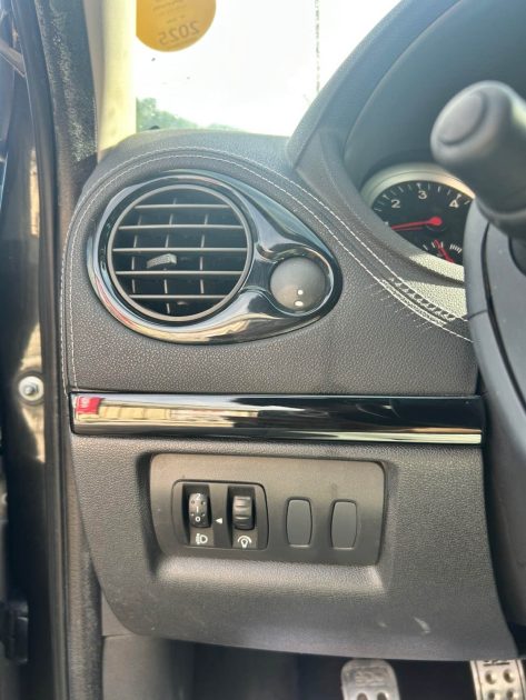 RENAULT CLIO 1.5 DCI 85CH EXPRESS CLIM ECO² 98G 5P 2011