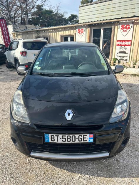 RENAULT CLIO 1.5 DCI 85CH EXPRESS CLIM ECO² 98G 5P 2011
