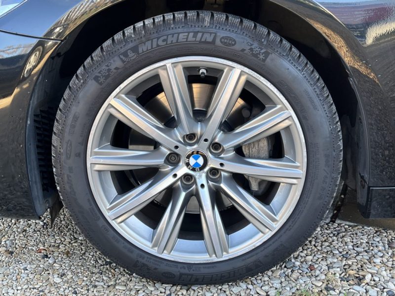 B.M.W. SERIE 5 530dA 265ch Touring Sport Lounge Sièges Sport