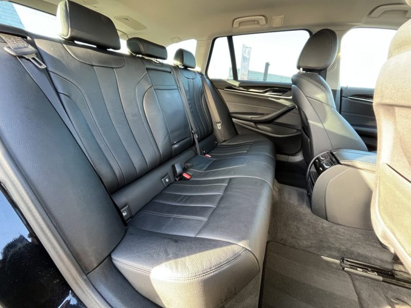 B.M.W. SERIE 5 530dA 265ch Touring Sport Lounge Sièges Sport