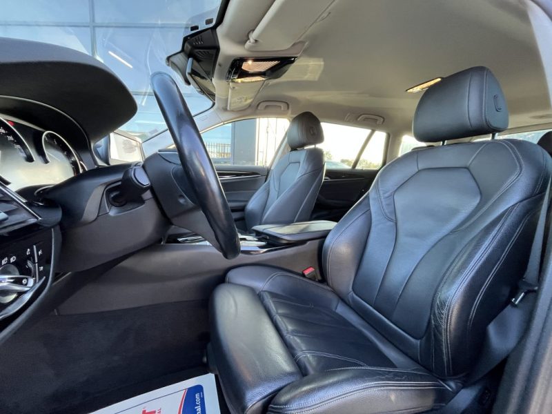 B.M.W. SERIE 5 530dA 265ch Touring Sport Lounge Sièges Sport