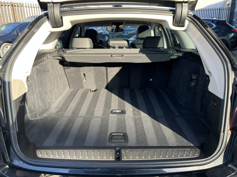 B.M.W. SERIE 5 530dA 265ch Touring Sport Lounge Sièges Sport