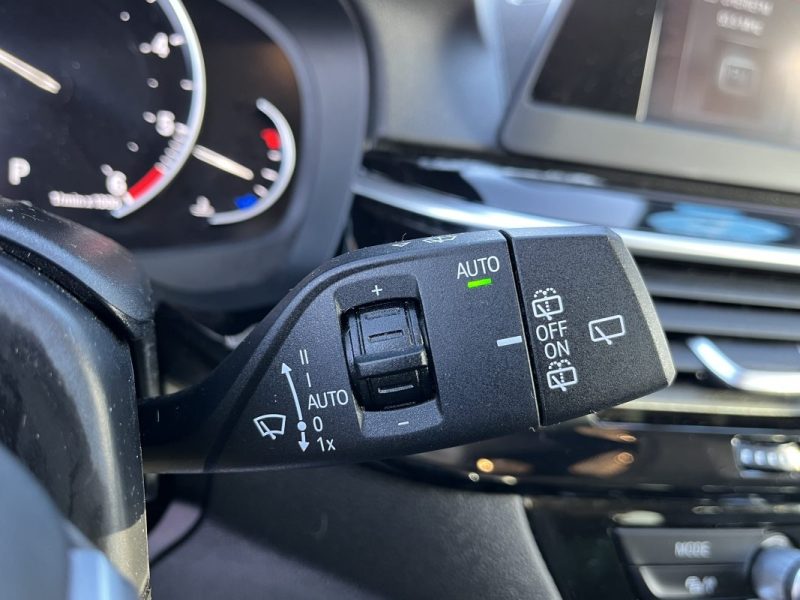 B.M.W. SERIE 5 530dA 265ch Touring Sport Lounge Sièges Sport