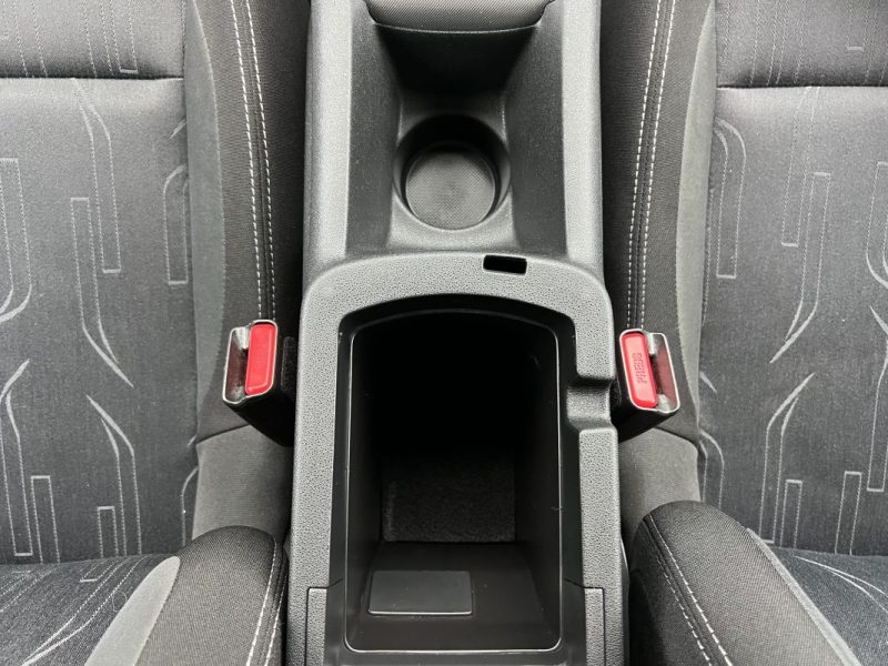 CITROEN C4 II 1.6 E HDI 115 Cv BOITE AUTOMATIQUE / 38 900 Kms GPS CRIT AIR 2 - GARANTIE 1 AN