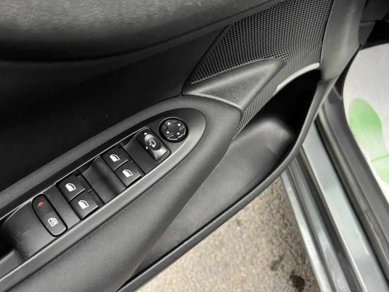 CITROEN C4 II 1.6 E HDI 115 Cv BOITE AUTOMATIQUE / 38 900 Kms GPS CRIT AIR 2 - GARANTIE 1 AN