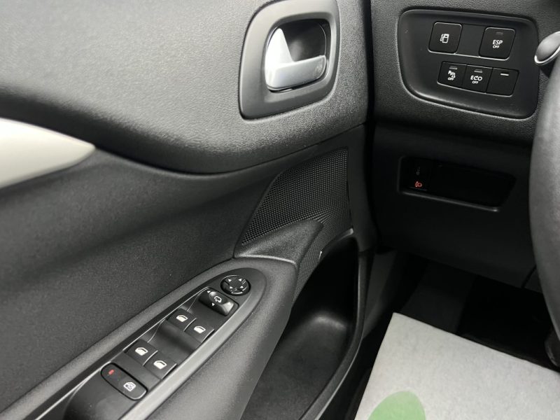 CITROEN C4 II 1.6 E HDI 115 Cv BOITE AUTOMATIQUE / 38 900 Kms GPS CRIT AIR 2 - GARANTIE 1 AN