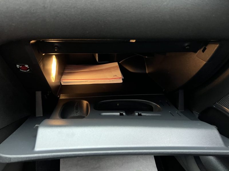 CITROEN C4 II 1.6 E HDI 115 Cv BOITE AUTOMATIQUE / 38 900 Kms GPS CRIT AIR 2 - GARANTIE 1 AN