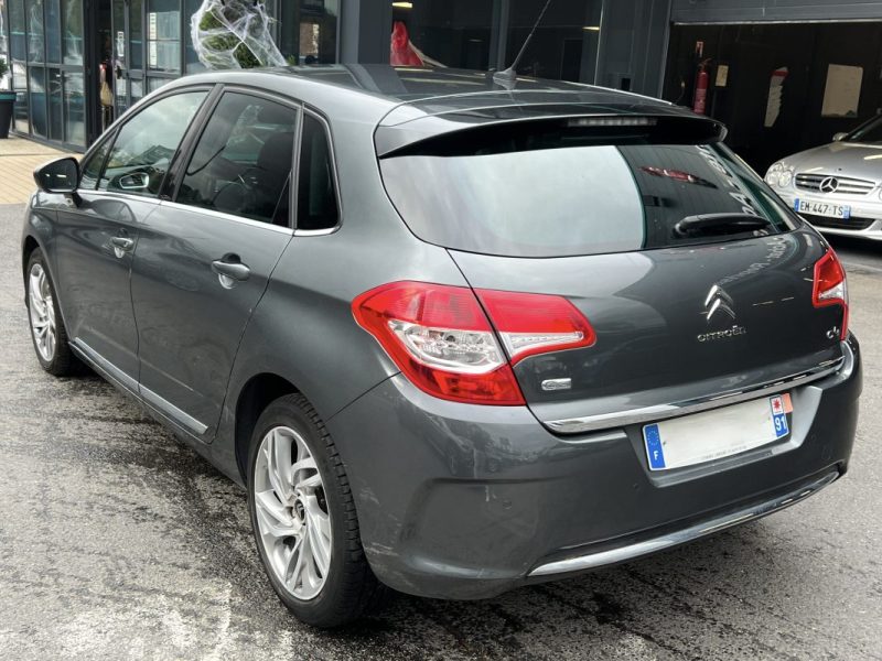 CITROEN C4 II 1.6 E HDI 115 Cv BOITE AUTOMATIQUE / 38 900 Kms GPS CRIT AIR 2 - GARANTIE 1 AN