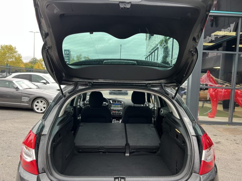 CITROEN C4 II 1.6 E HDI 115 Cv BOITE AUTOMATIQUE / 38 900 Kms GPS CRIT AIR 2 - GARANTIE 1 AN