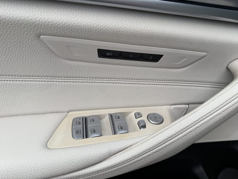 B.M.W. SERIE 5 530E 292CH XDRIVE  2021