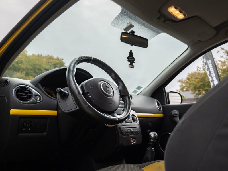 RENAULT CLIO III RS PHASE 2 2.0 16V 203Cv CUP JAUNE SIRIUS