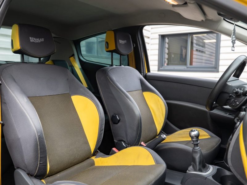 RENAULT CLIO III RS PHASE 2 2.0 16V 203Cv CUP JAUNE SIRIUS