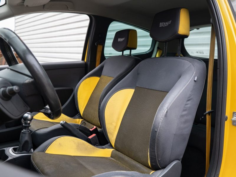 RENAULT CLIO III RS PHASE 2 2.0 16V 203Cv CUP JAUNE SIRIUS