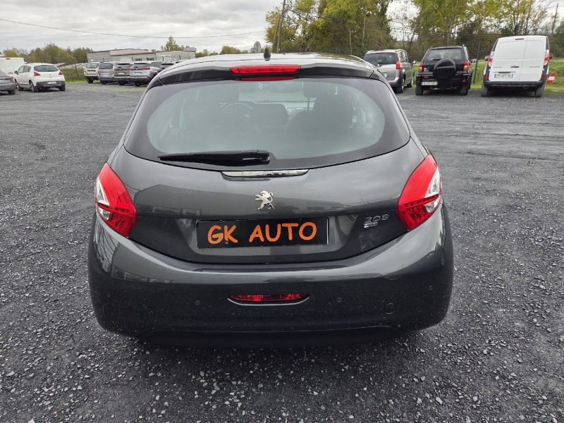 PEUGEOT 208 1.6 E-HDI 92CV ALLURE 2015 108500 km 