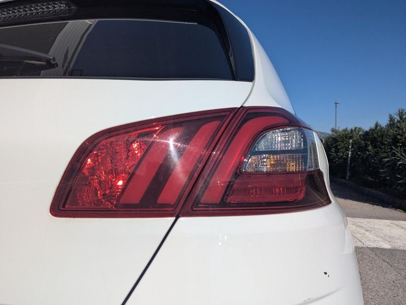 Peugeot 308 1.5 BlueHDi S&S - 130 BV EAT8 Tech Edition