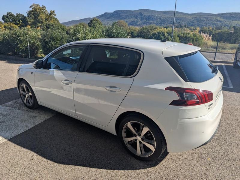 Peugeot 308 1.5 BlueHDi S&S - 130 BV EAT8 Tech Edition