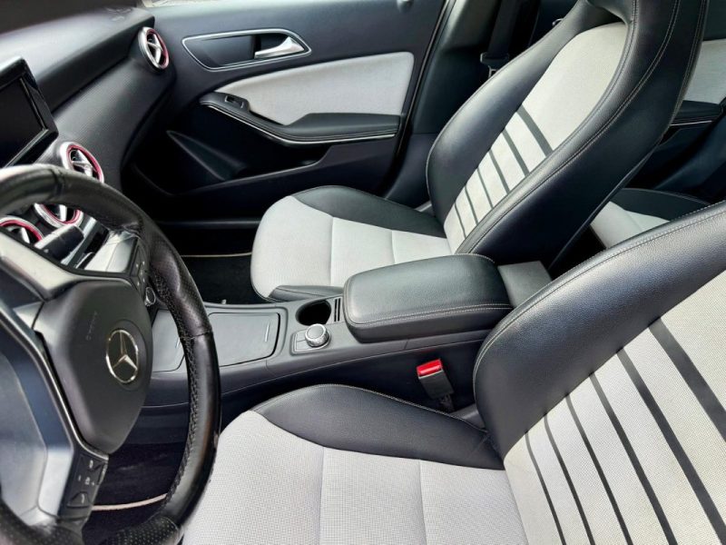 MERCEDES CLASSE A 180 CDI BLUE EFFICIENCY Toit ouvrant