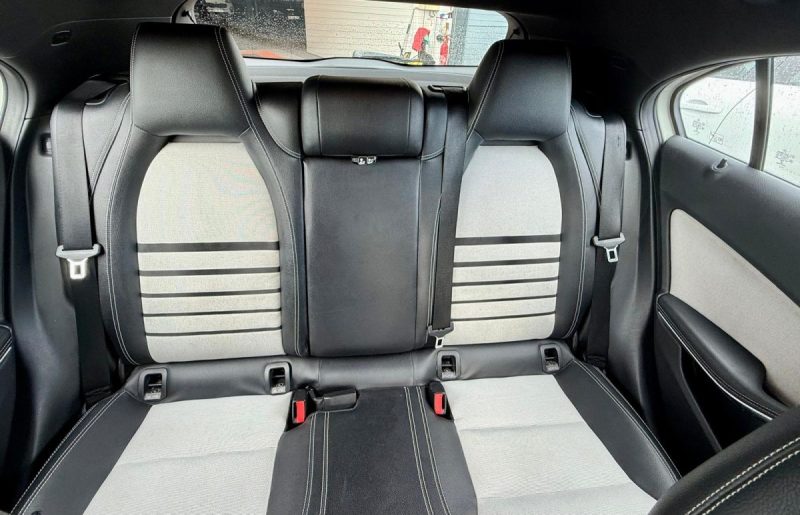 MERCEDES CLASSE A 180 CDI BLUE EFFICIENCY Toit ouvrant