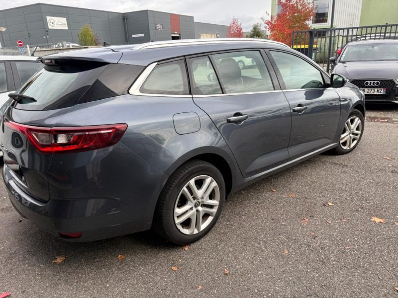 RENAULT MEGANE 1.5 BLUE DCI 115CH ESTATE BUSINESS 