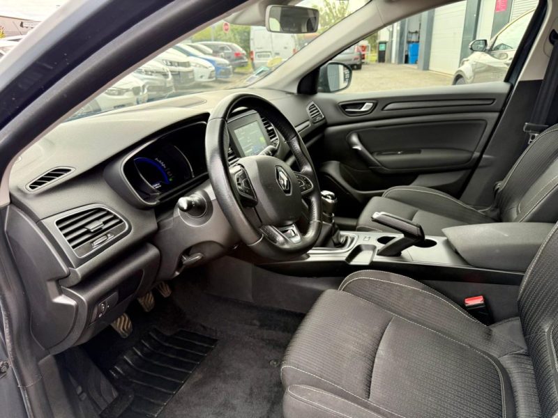 RENAULT MEGANE 1.5 BLUE DCI 115CH ESTATE BUSINESS 